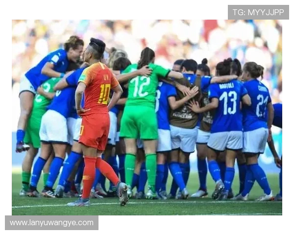 1999年女足世界杯冠军美国队辉煌传奇再现绿茵巅峰时刻荣耀篇章