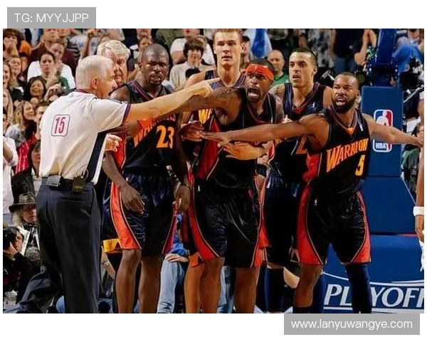 勇士队与身高1米96的后卫内特威廉姆斯签署双向合同正式加盟